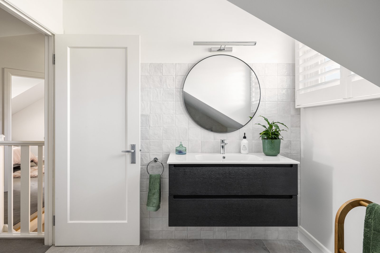 Real Estate and Property in 18 Jeffreys Street , Woodend, VIC