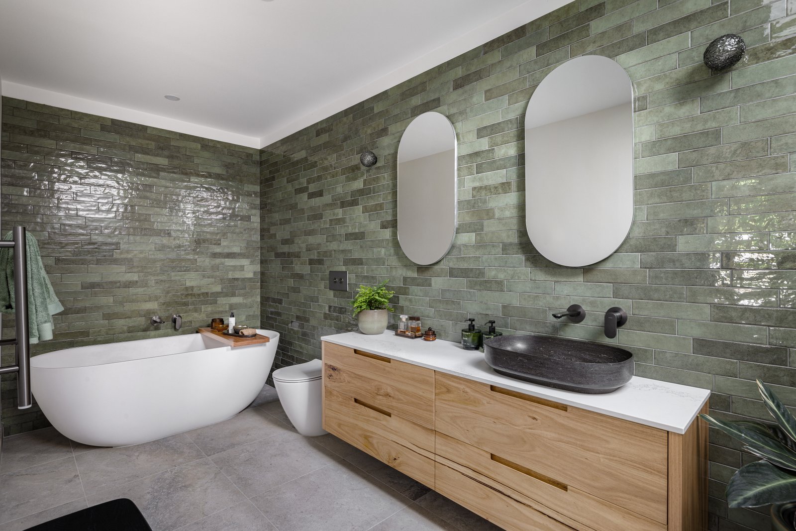 Real Estate and Property in 18 Jeffreys Street , Woodend, VIC