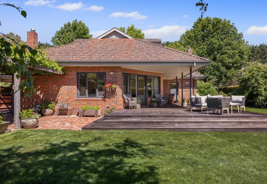 Real Estate and Property in 18 Jeffreys Street , Woodend, VIC