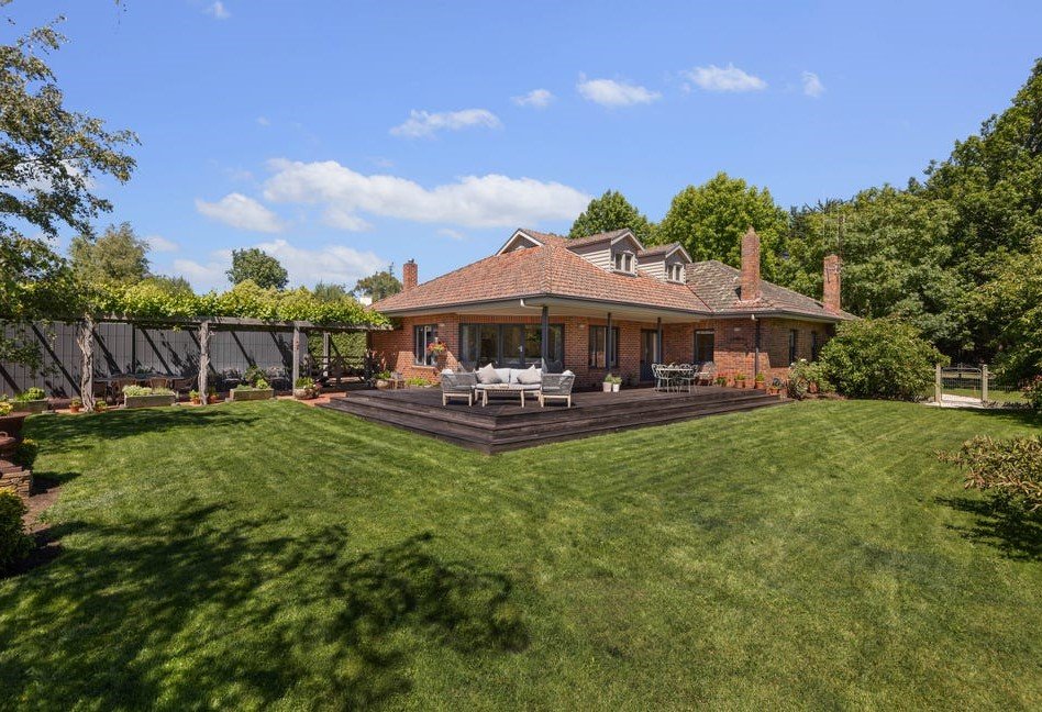 Real Estate and Property in 18 Jeffreys Street , Woodend, VIC