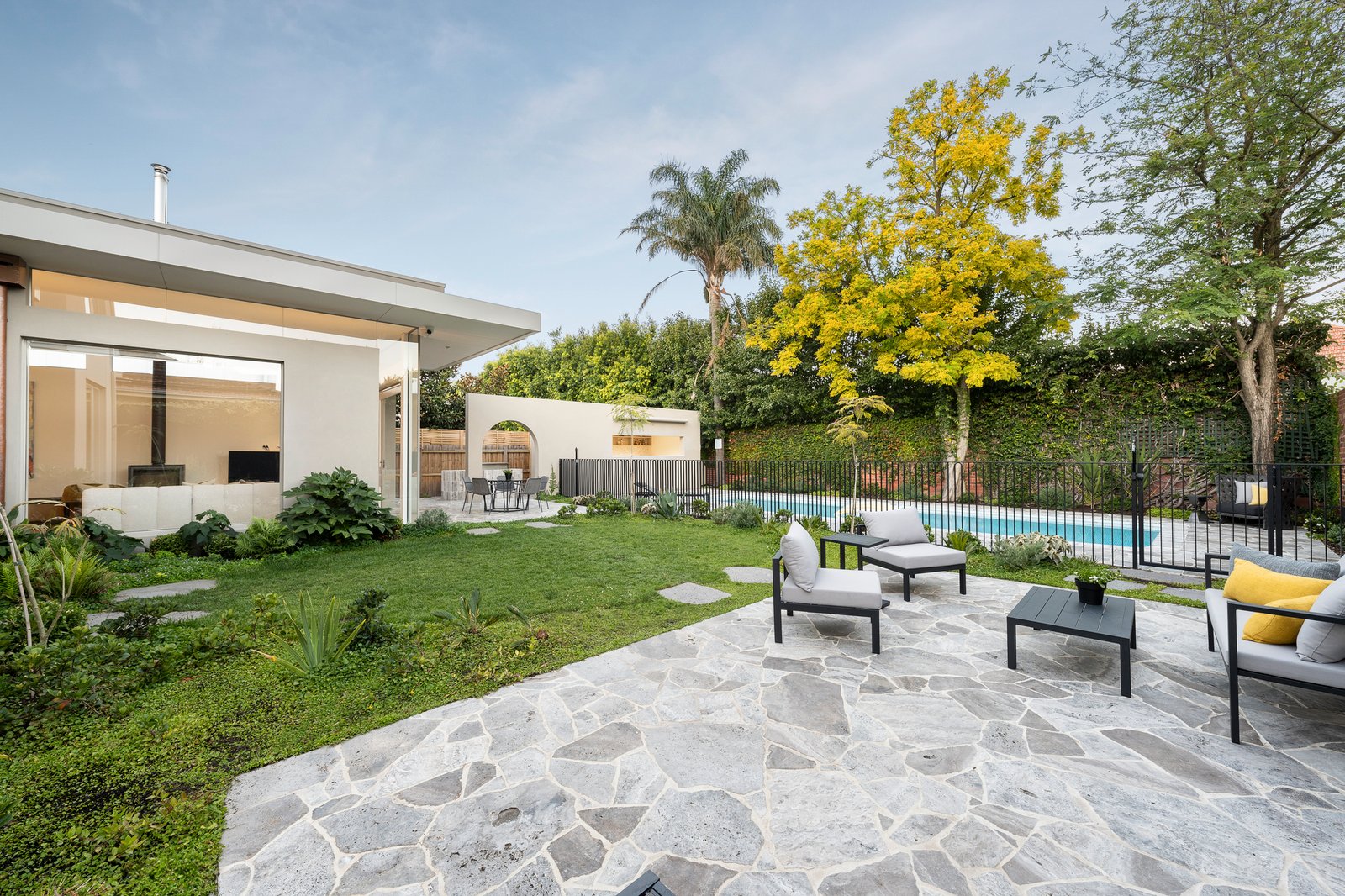 Real Estate and Property in 18 Jessamine Avenue, Prahran, VIC