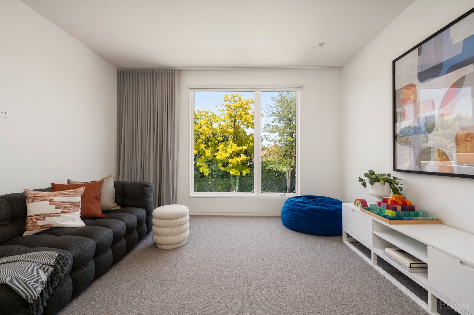 Real Estate and Property in 18 Jessamine Avenue, Prahran, VIC