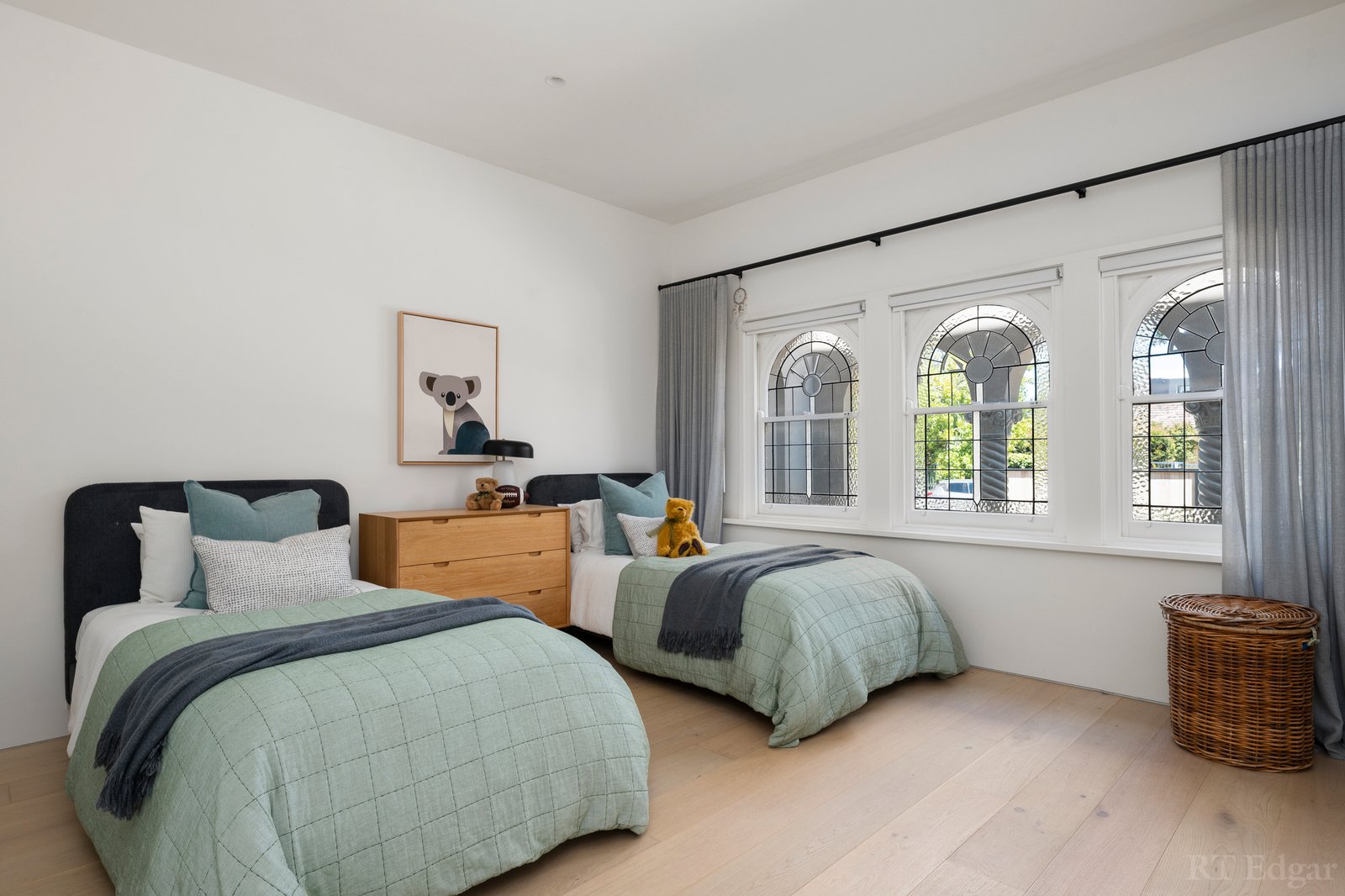 Real Estate and Property in 18 Jessamine Avenue, Prahran, VIC