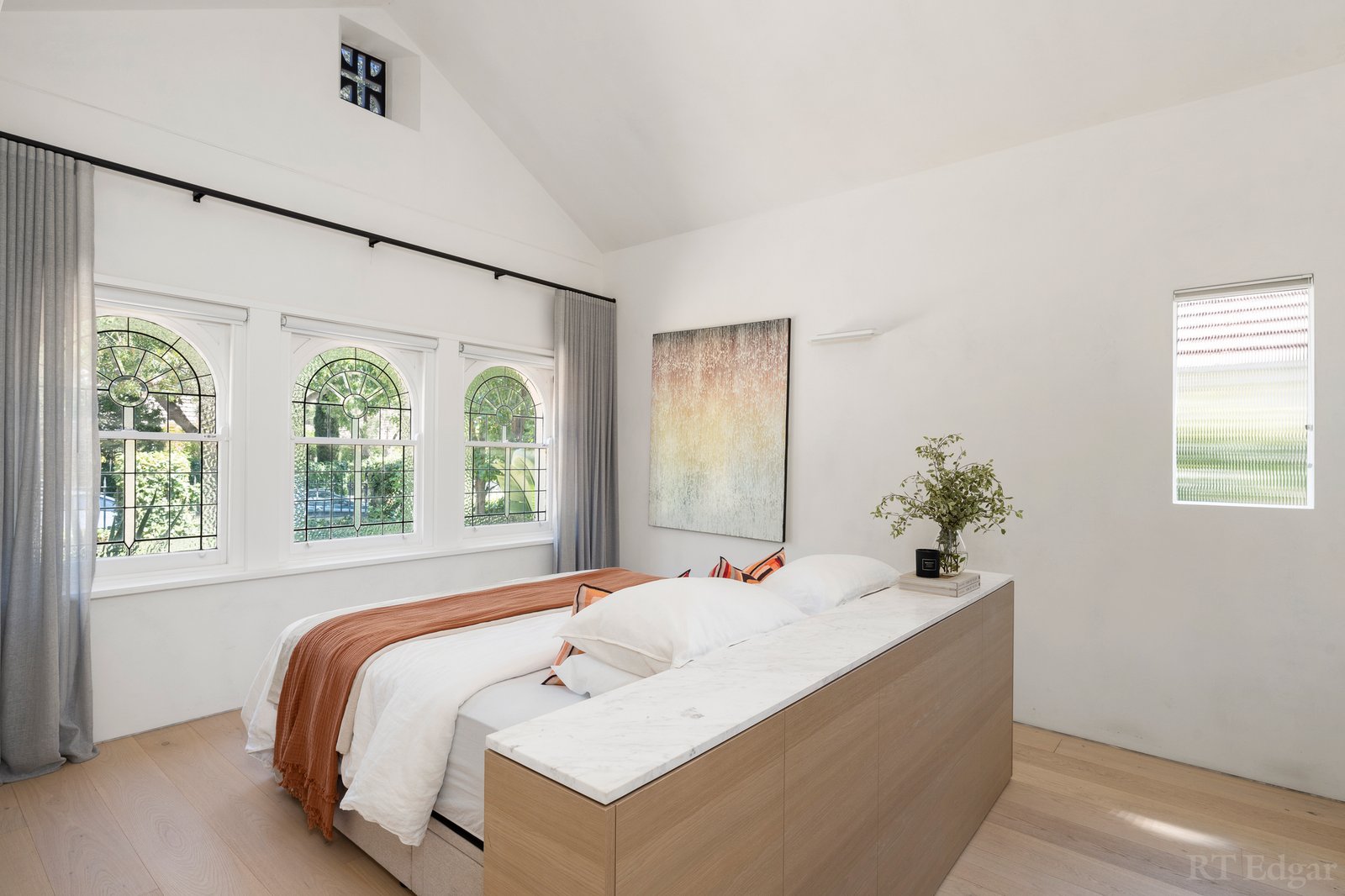 Real Estate and Property in 18 Jessamine Avenue, Prahran, VIC