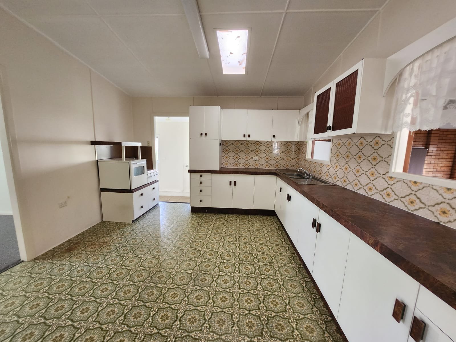 18 Jimmieson Avenue LABRADOR 4