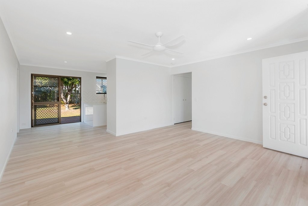 18 Joan St BURLEIGH WATERS 5