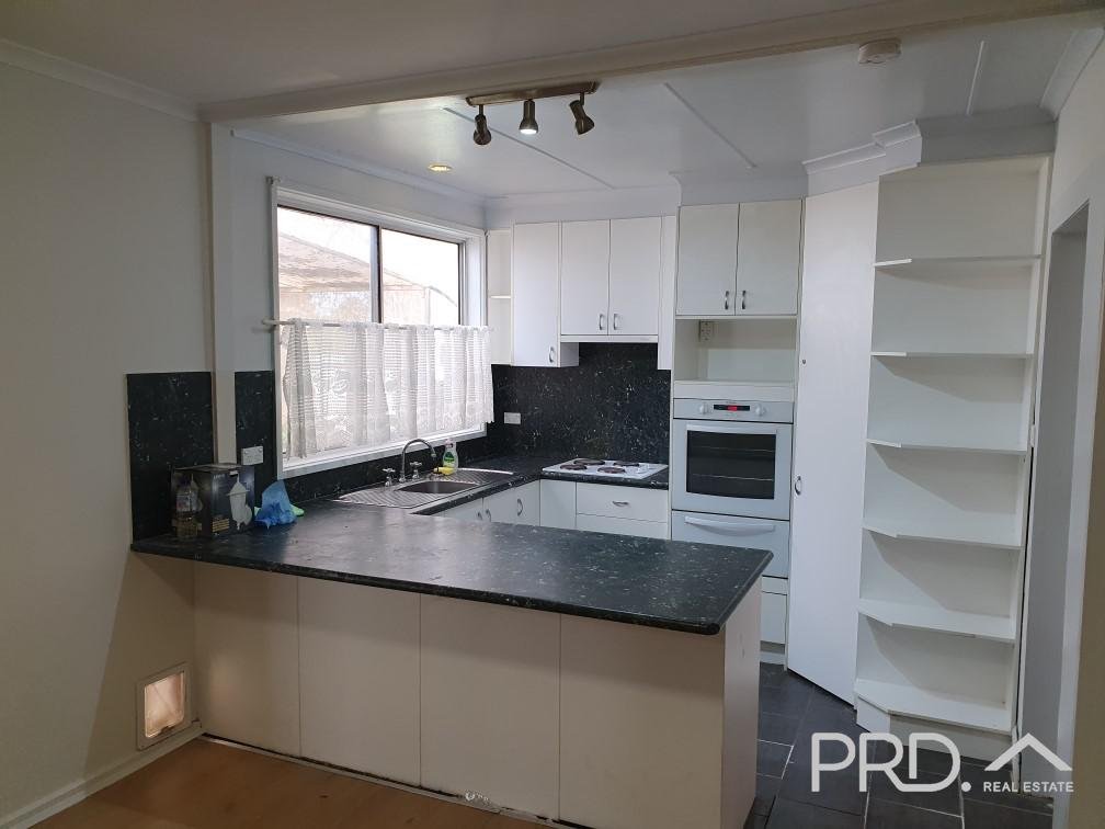 18 Johnson Street OUYEN 2