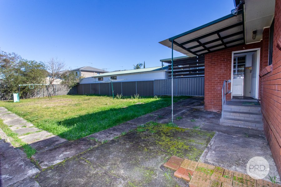 18 Joseph St  Kingswood 8