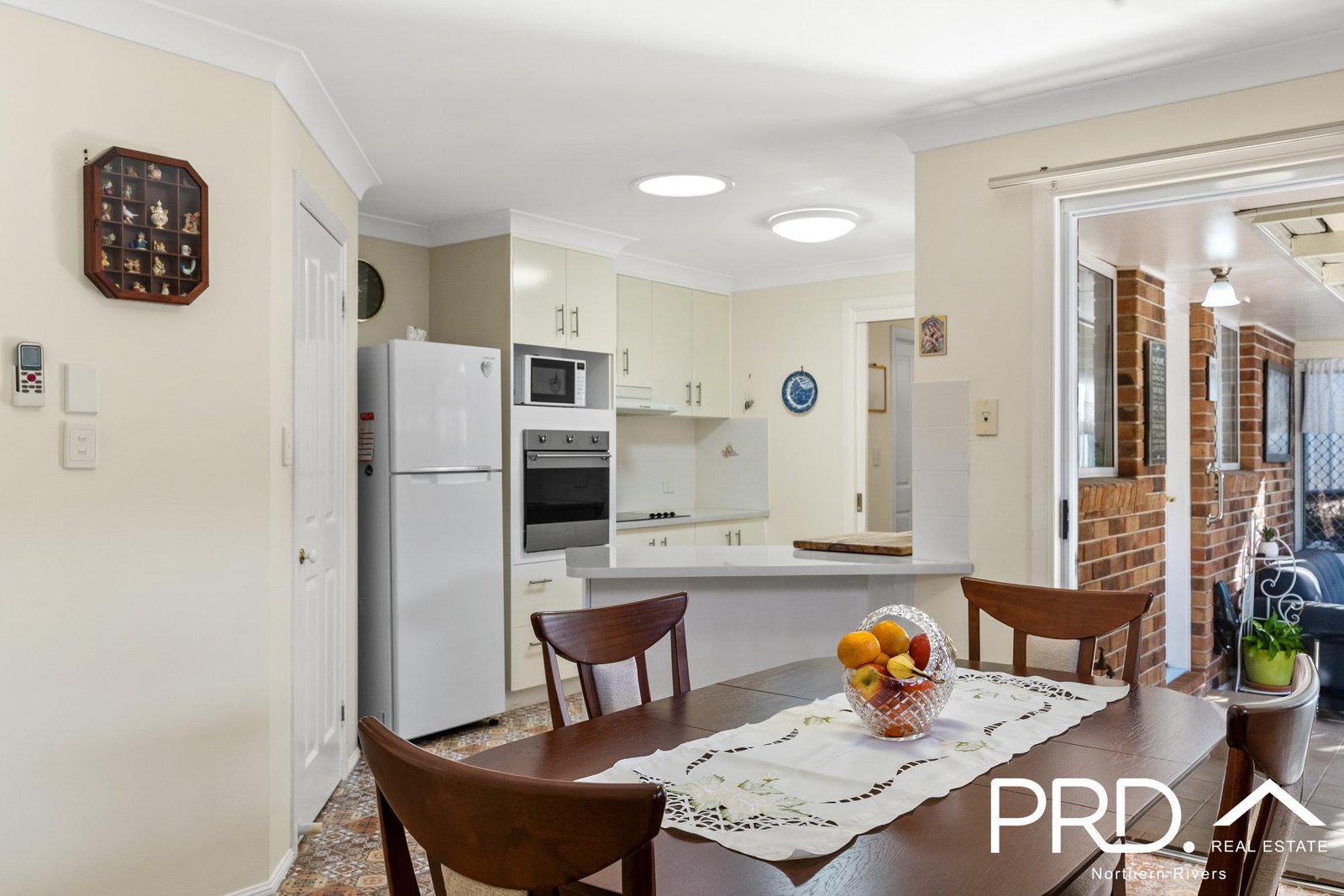 18 Joy Street GOONELLABAH 7