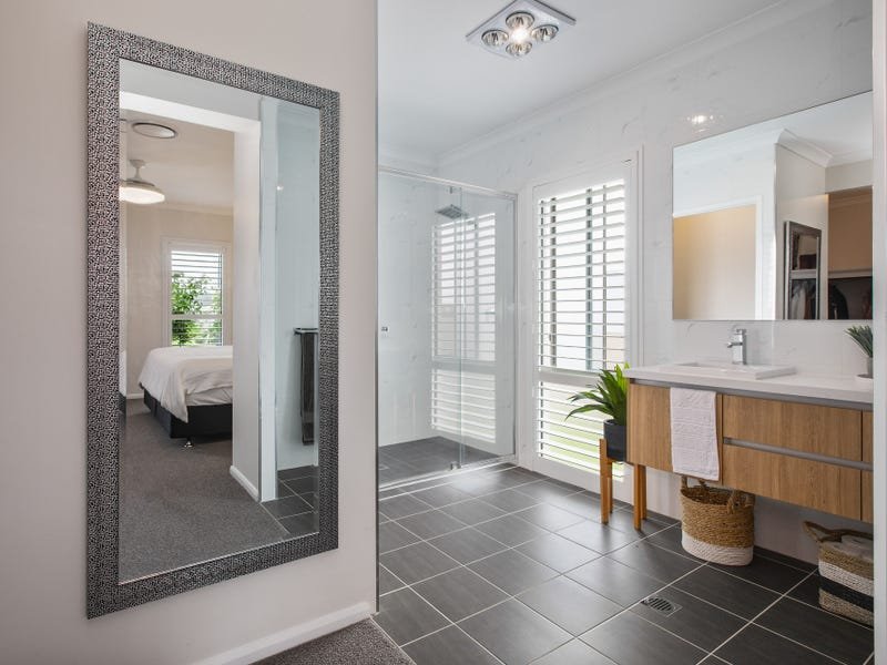 18 Judge Road NORTH ROTHBURY 9