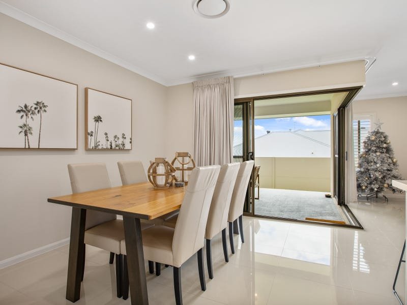 18 Judge Road NORTH ROTHBURY 12