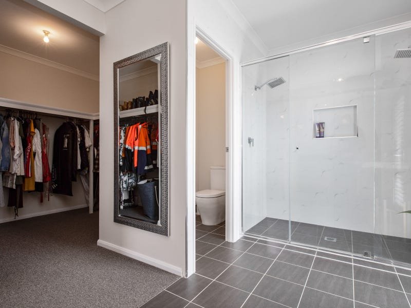 18 Judge Road NORTH ROTHBURY 18