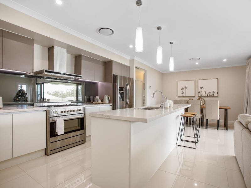 18 Judge Road NORTH ROTHBURY 19