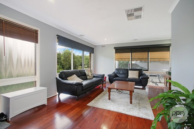 18 Kensington Court THURGOONA 4