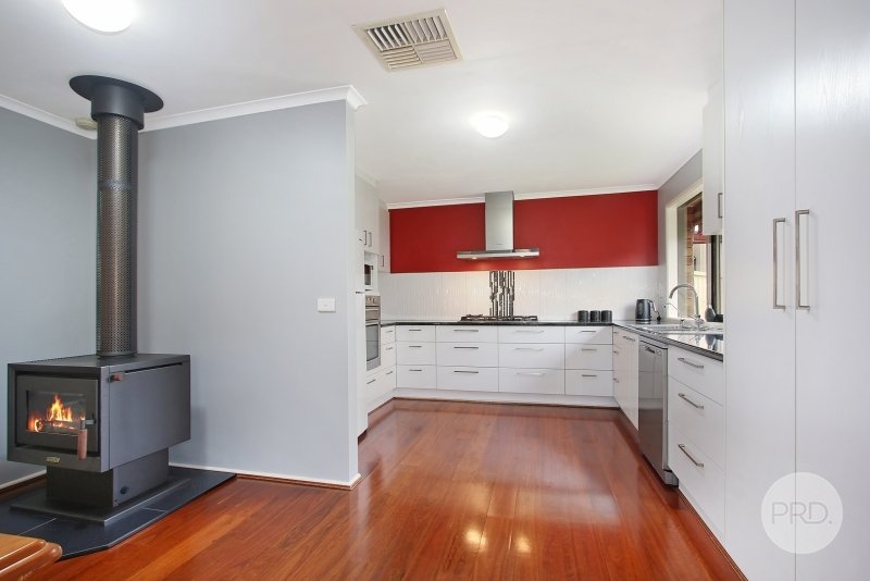 18 Kensington Court THURGOONA 6