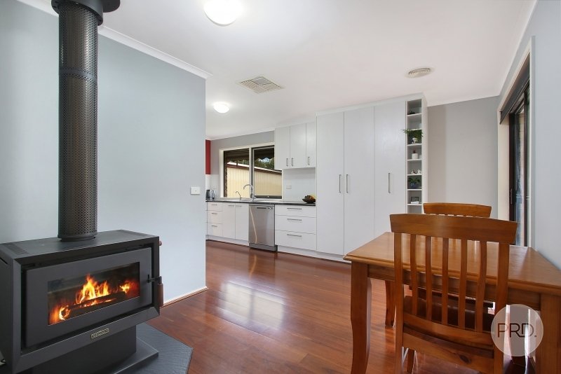 18 Kensington Court THURGOONA 7