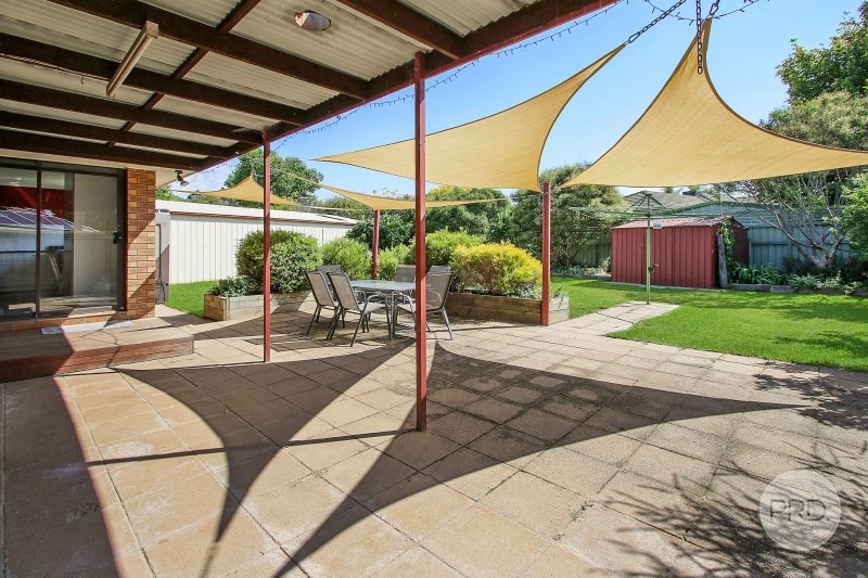 18 Kensington Court THURGOONA 12