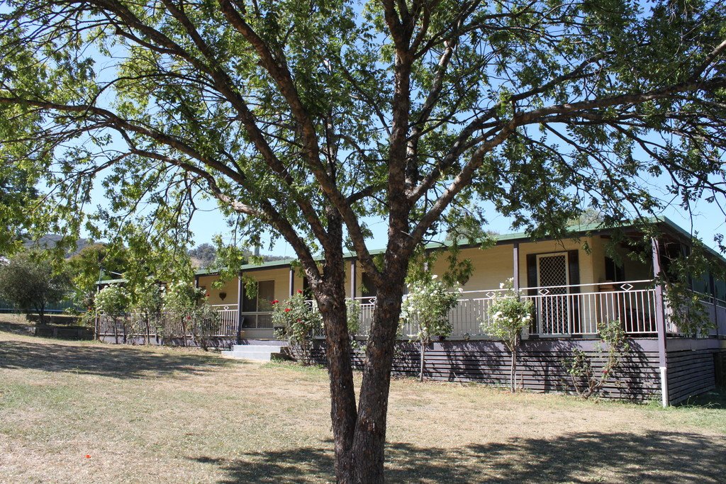 18 Kent Street TUMBARUMBA 1