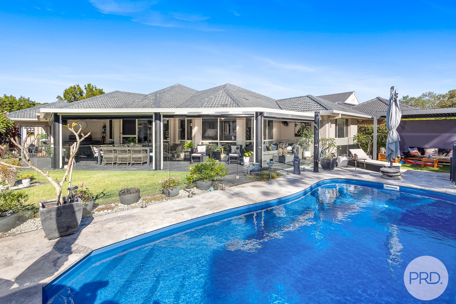 18 Kestrel Avenue SALAMANDER BAY 1