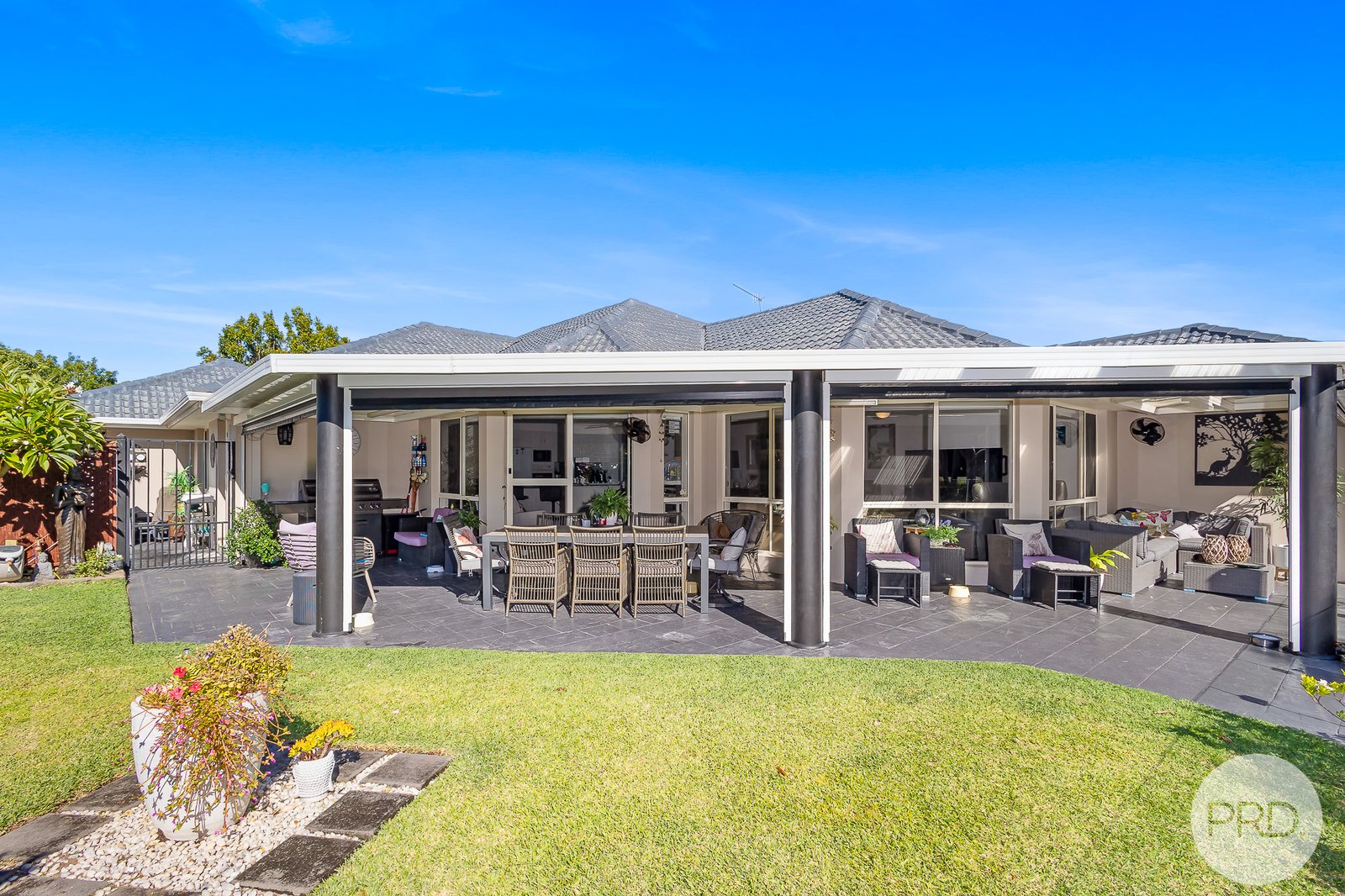 18 Kestrel Avenue SALAMANDER BAY 11