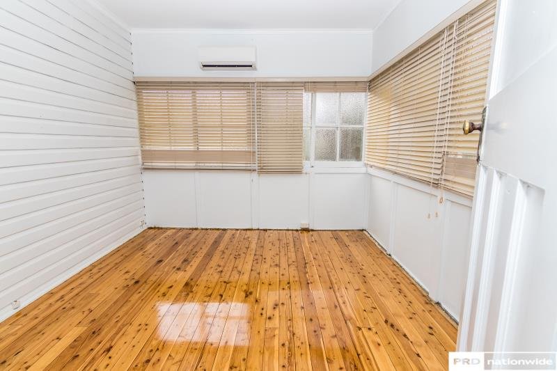 18 King Street TAMWORTH 7