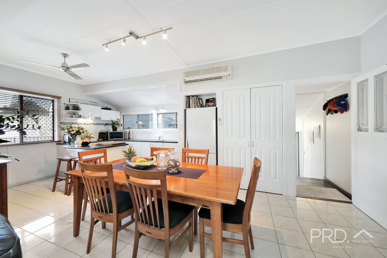 18 King Street URANGAN 9