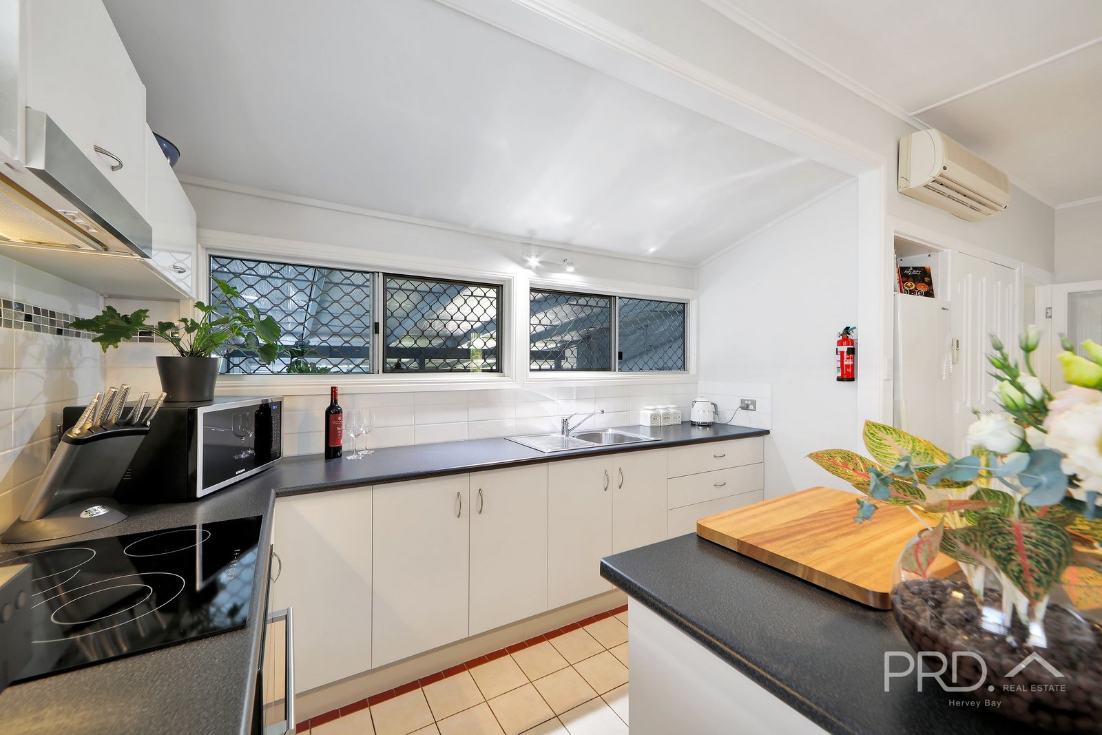 18 King Street URANGAN 11