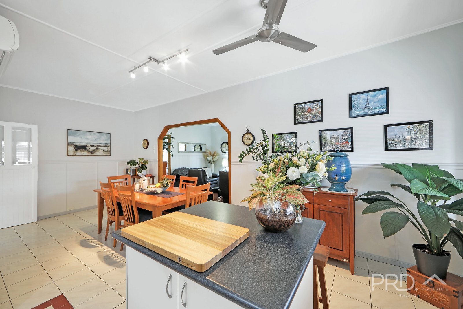 18 King Street URANGAN 12