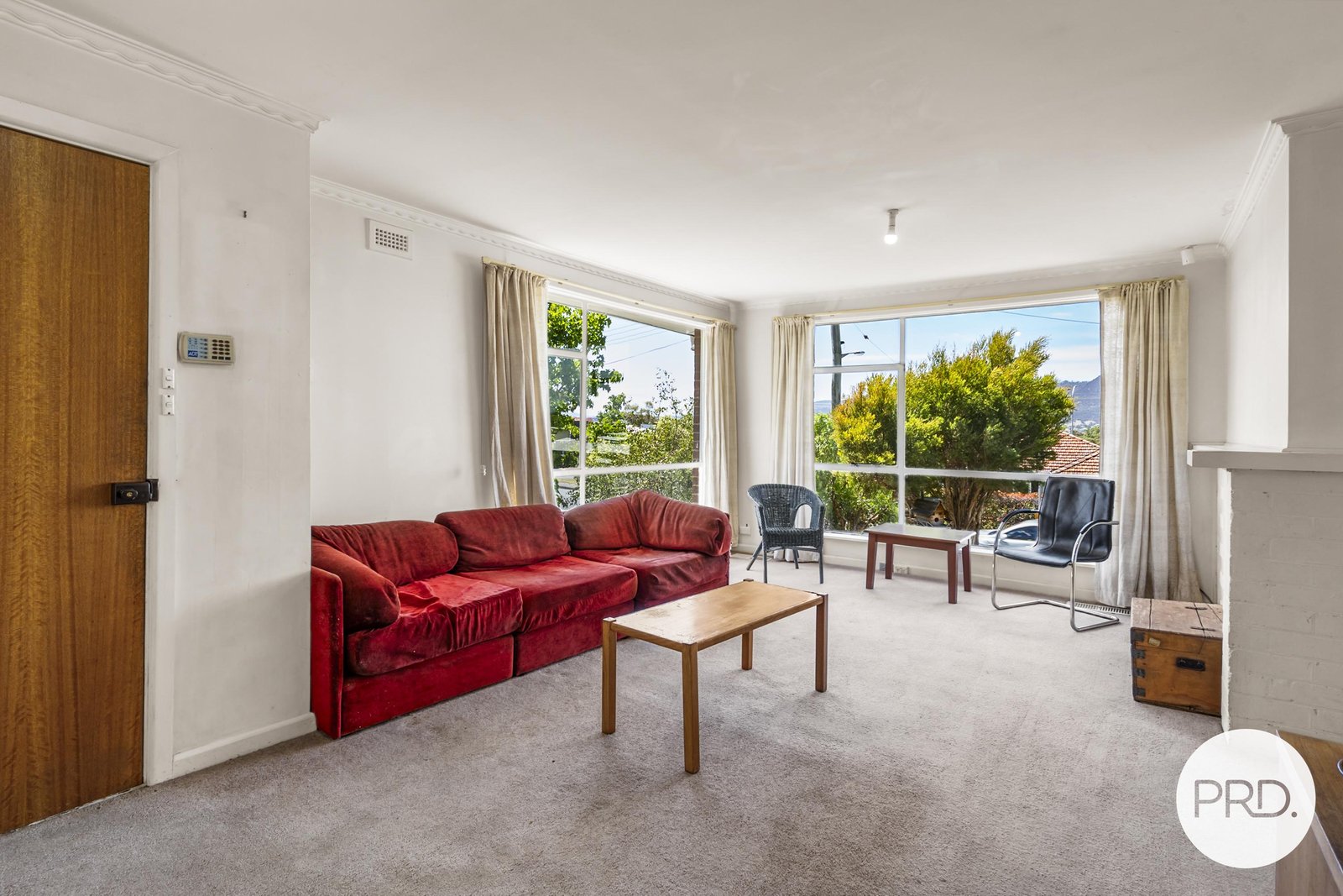 18 Kingswood Crescent BERRIEDALE 4