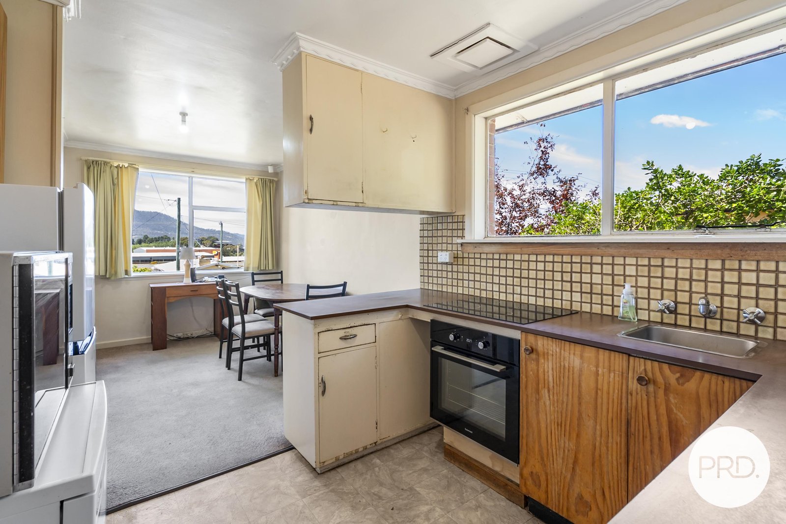 18 Kingswood Crescent BERRIEDALE 8