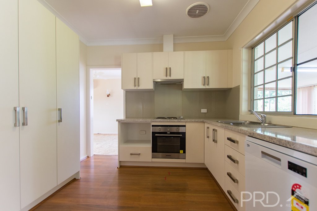 18 Kirra Street TUMUT 3