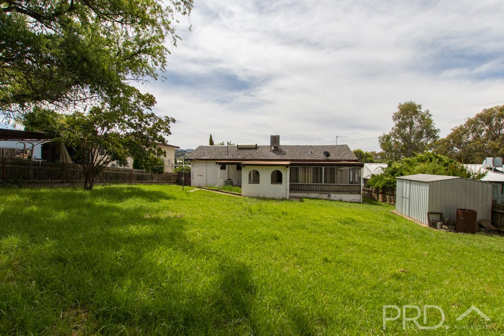 18 Kirra Street TUMUT 15