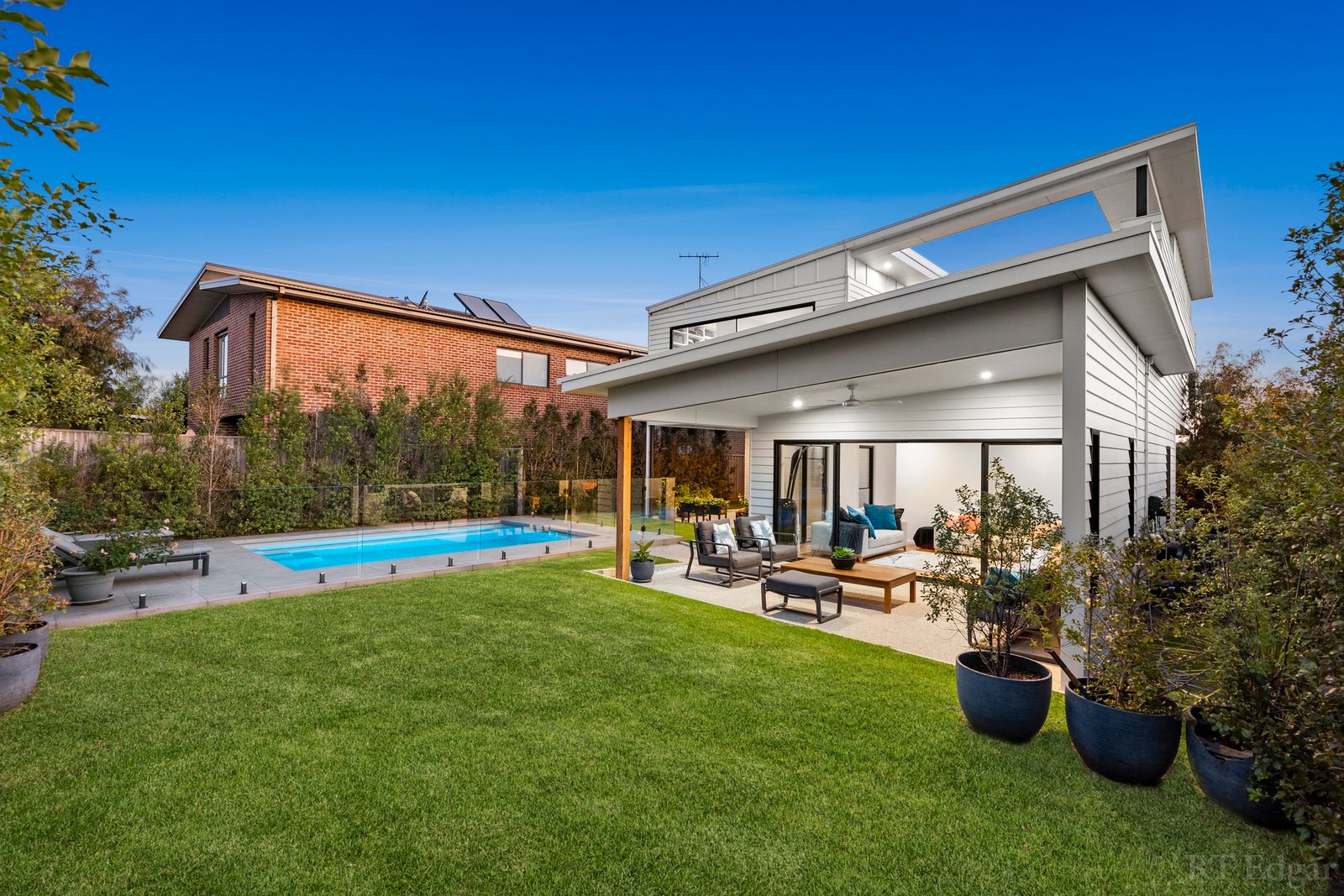 Real Estate and Property in 18 Knowles Grove, Point Lonsdale, VIC