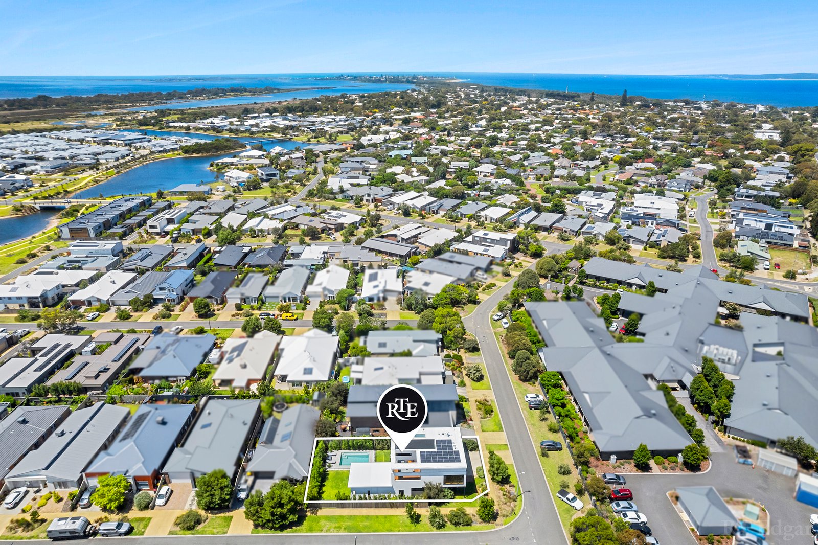 Real Estate and Property in 18 Knowles Grove, Point Lonsdale, VIC