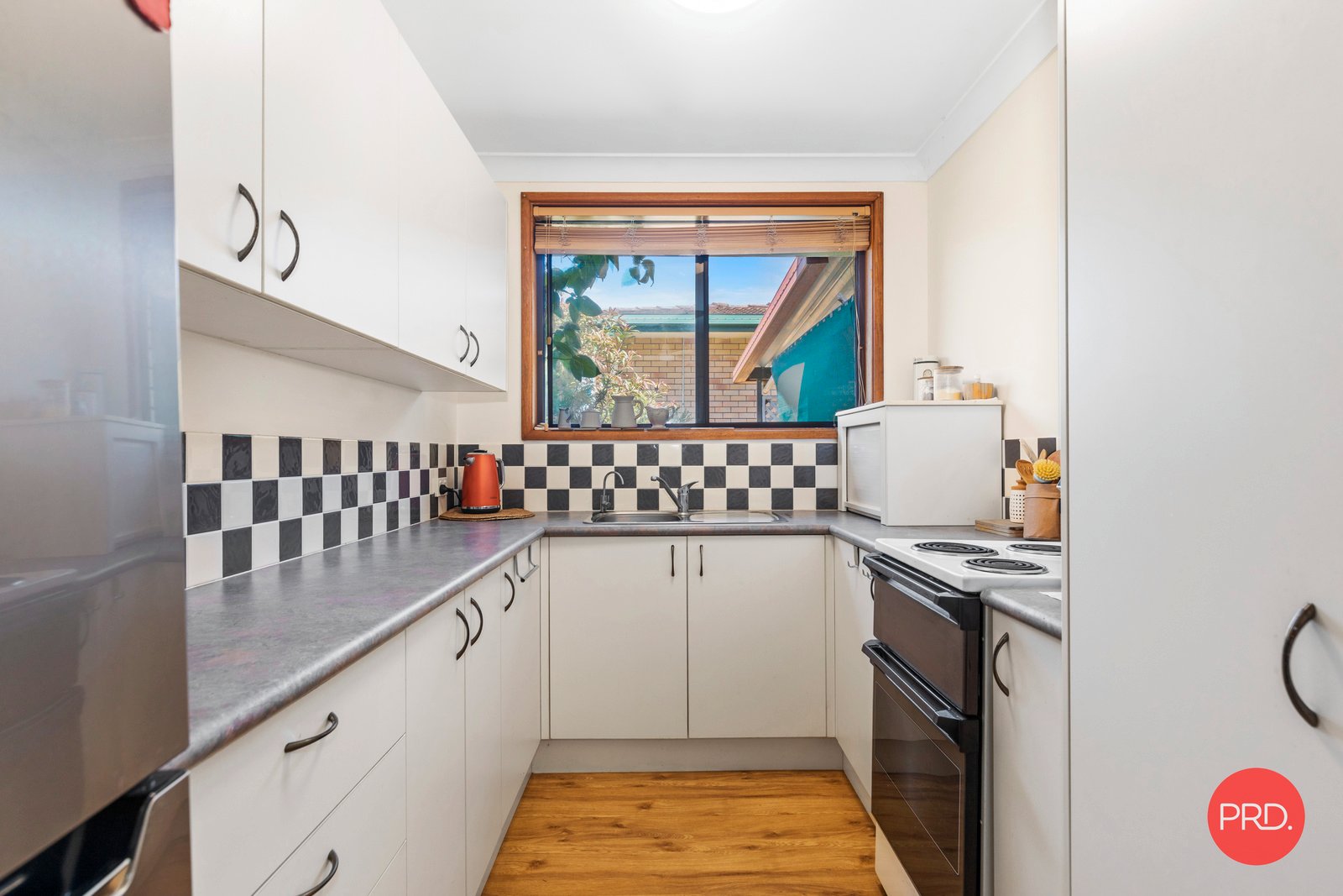 1/8 Kotuku Street COFFS HARBOUR 2