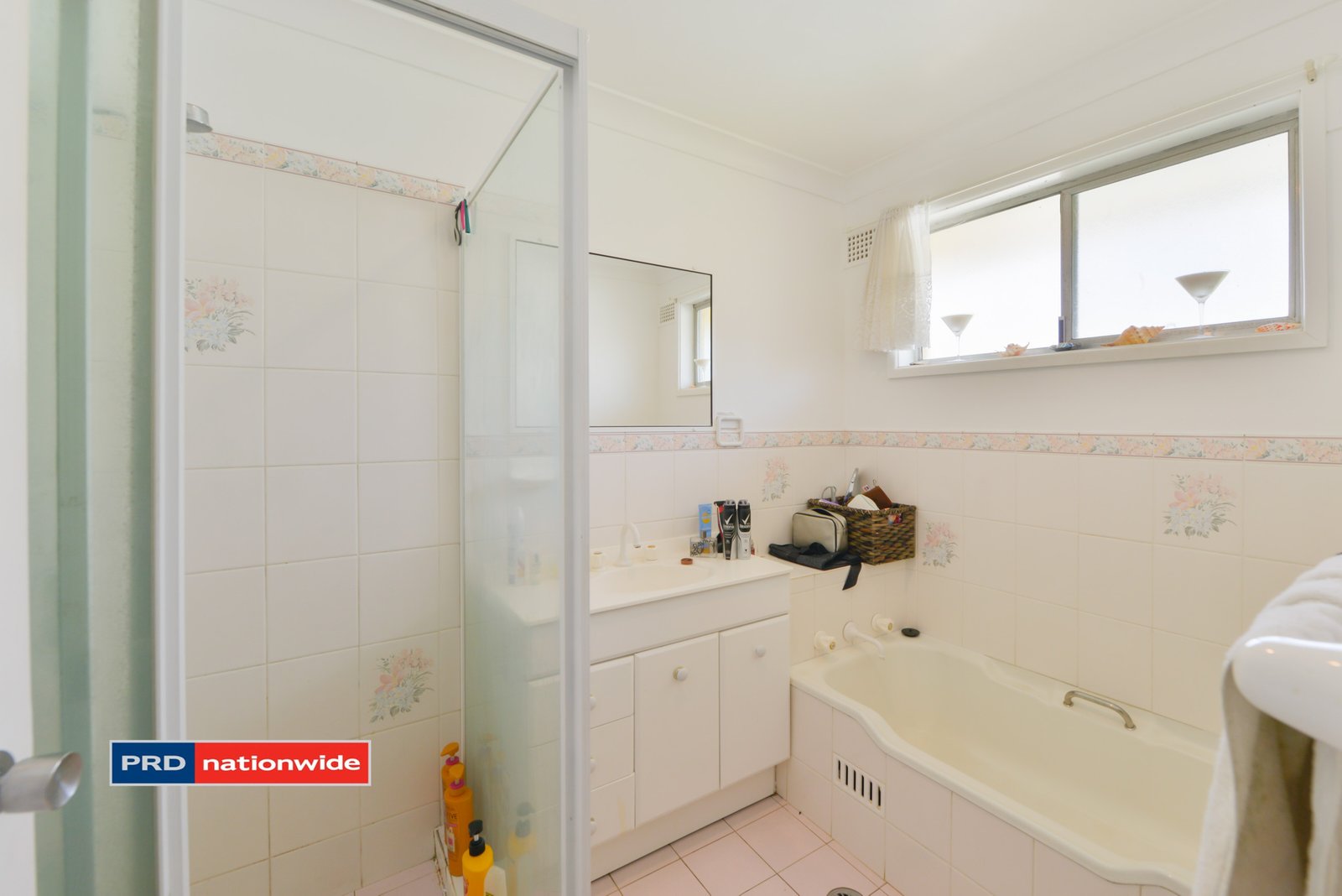 18 Kurrawan Street TAMWORTH 9