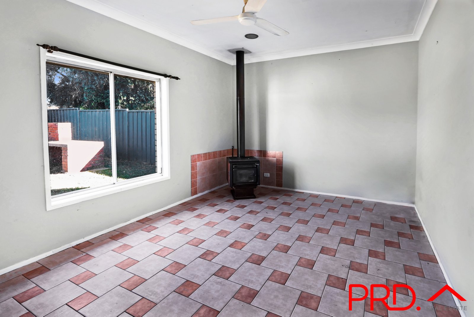 18 Kurrawan Street TAMWORTH 8