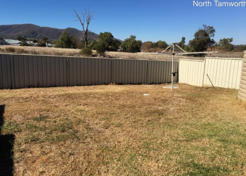 18 Lake Place TAMWORTH 7