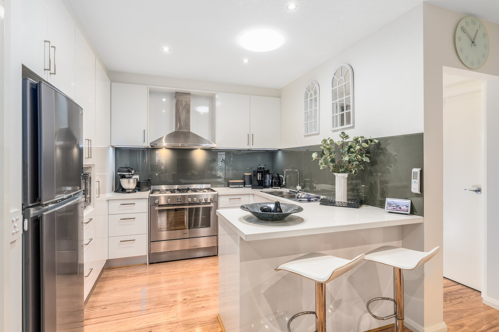 Gallery: 18 Landes Avenue