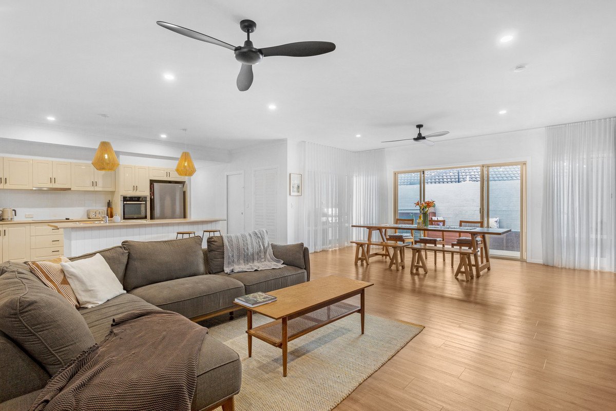 18 Lantau Crescent VARSITY LAKES 2