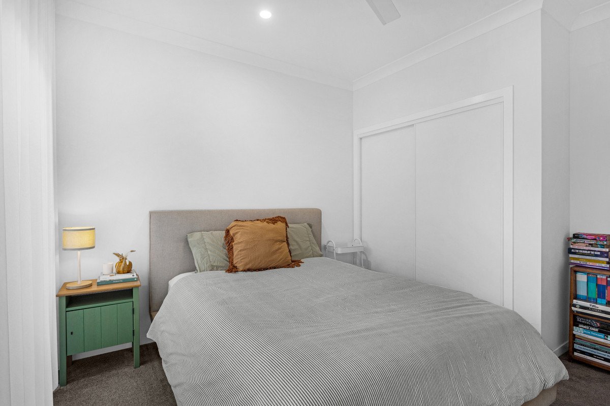 18 Lantau Crescent VARSITY LAKES 9