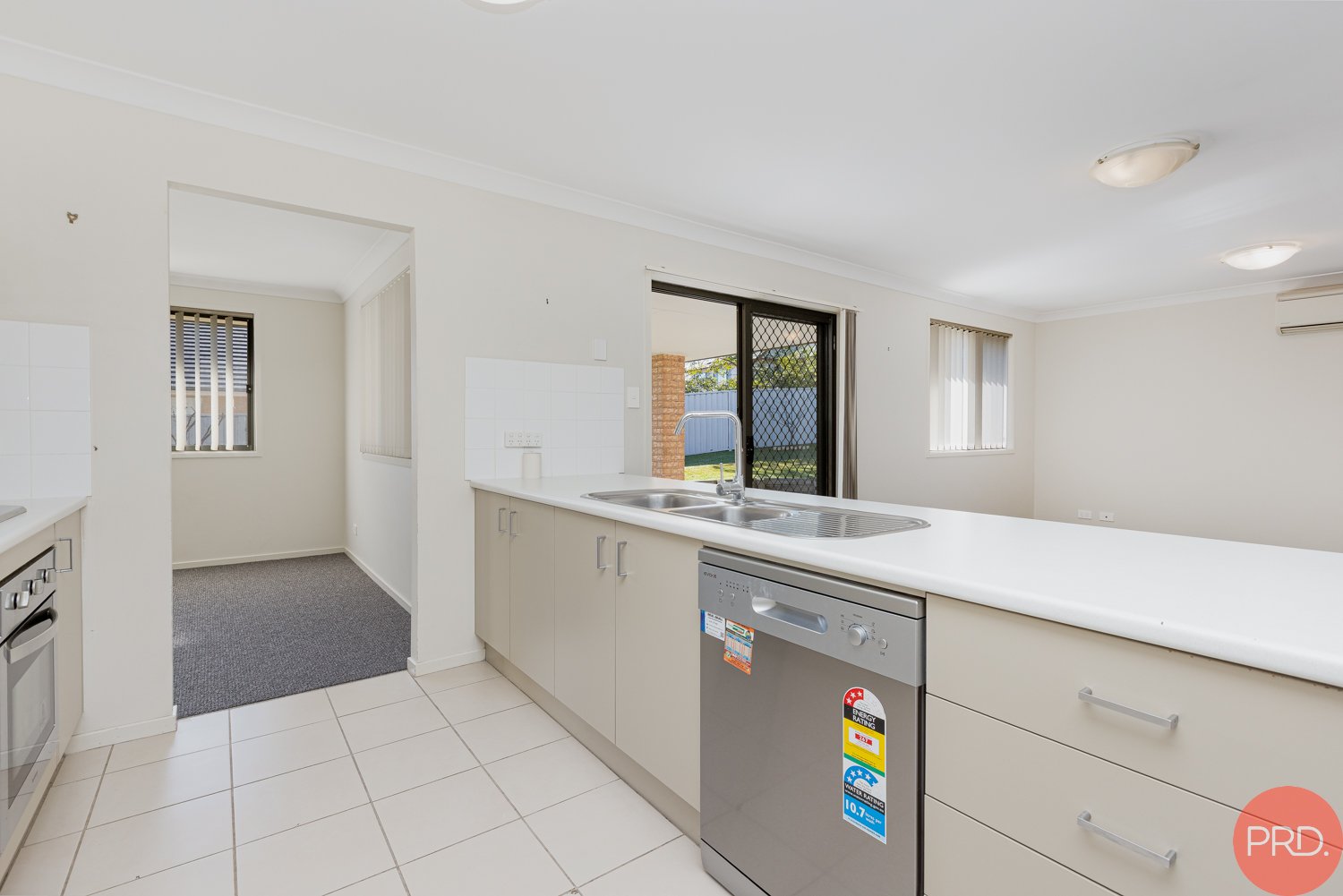 18 Laurie Drive RAWORTH 5