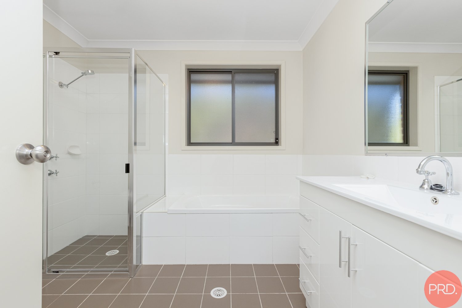 18 Laurie Drive RAWORTH 17