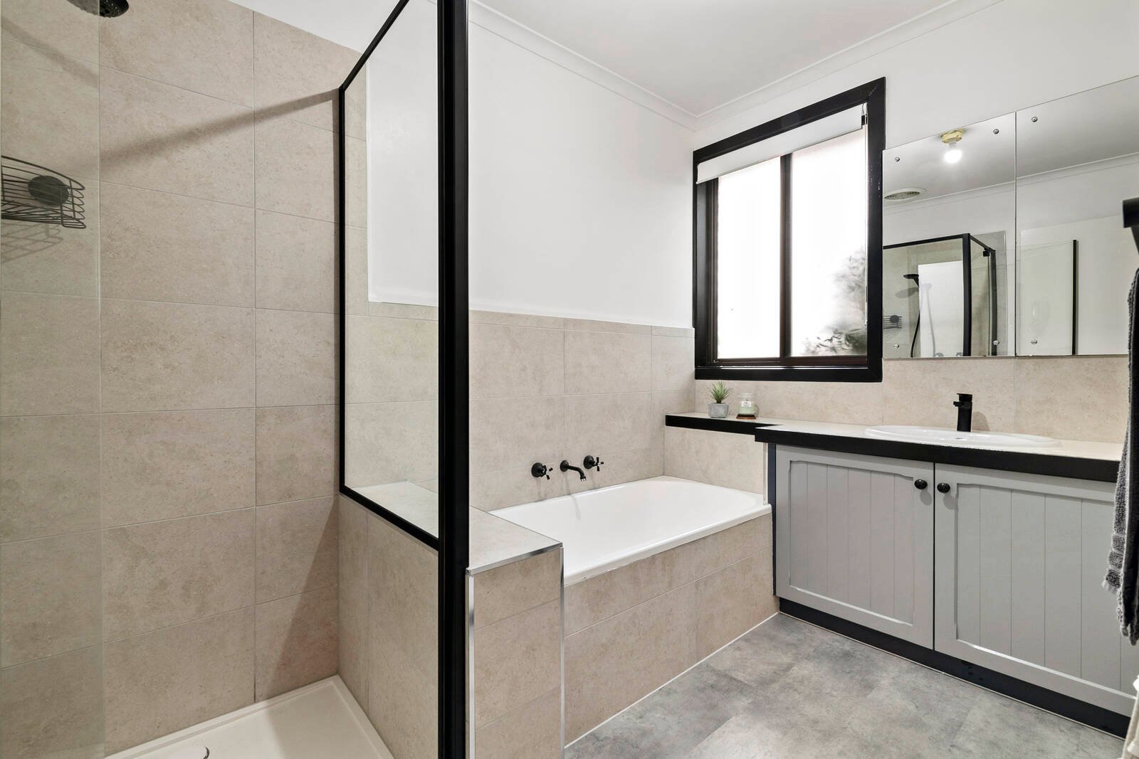 Real Estate and Property in 18 Lawsons Court, Templestowe, VIC