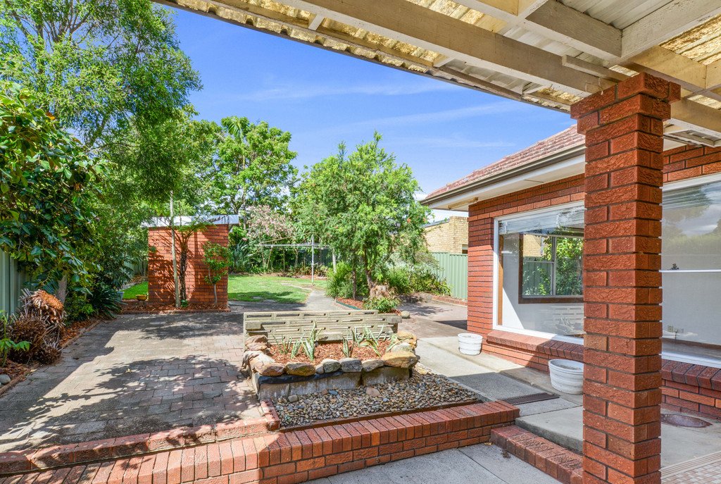 18 Lees Road KINGSGROVE 10