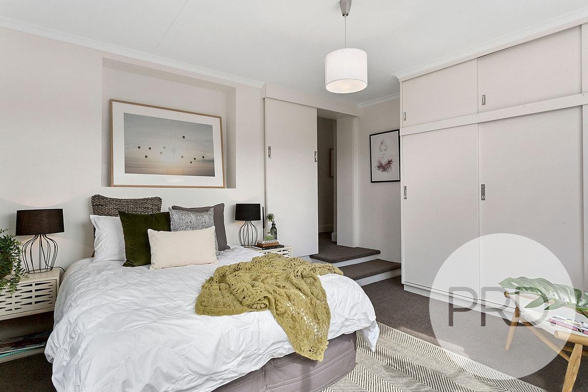 1/8 Lewan Avenue KINGSTON 13