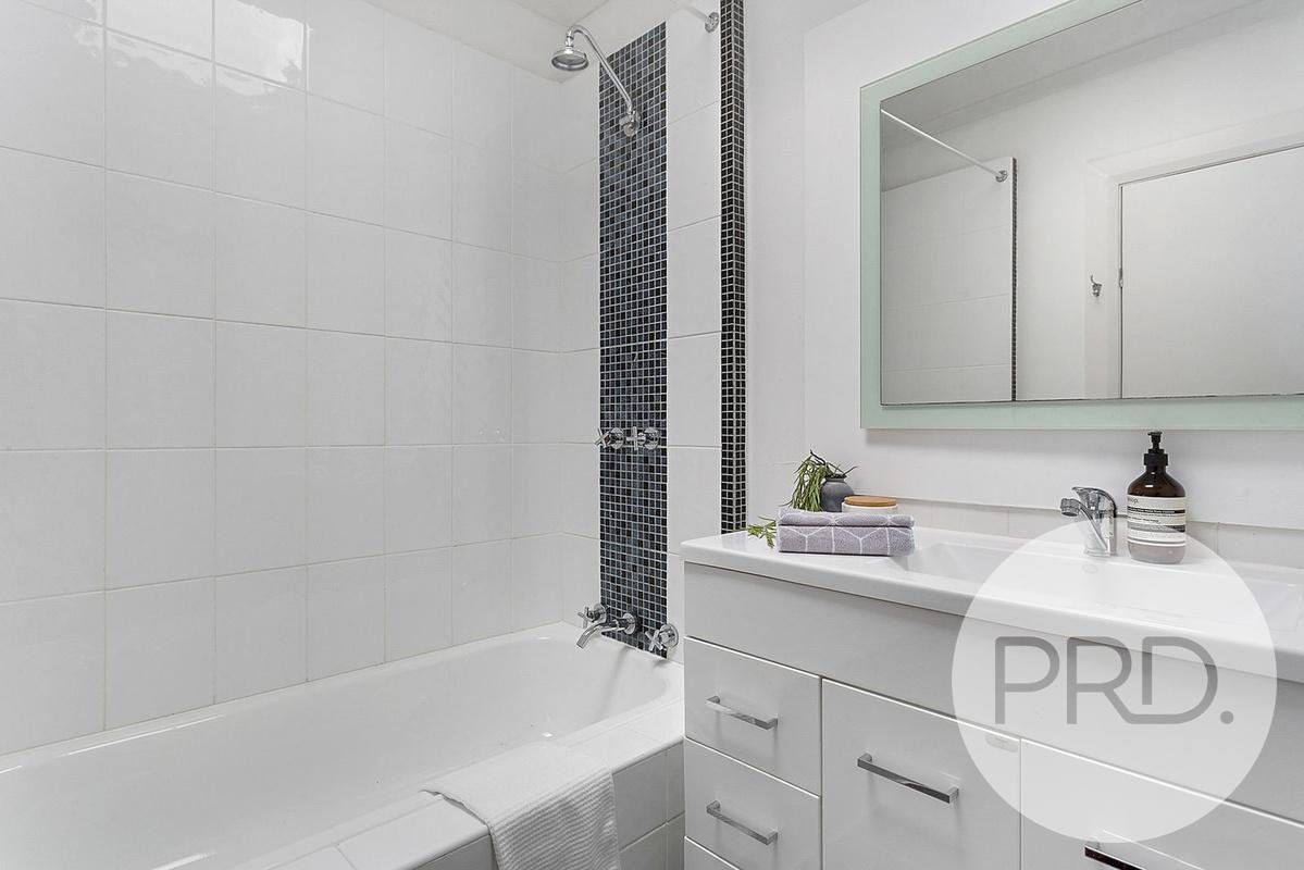 1/8 Lewan Avenue KINGSTON 15