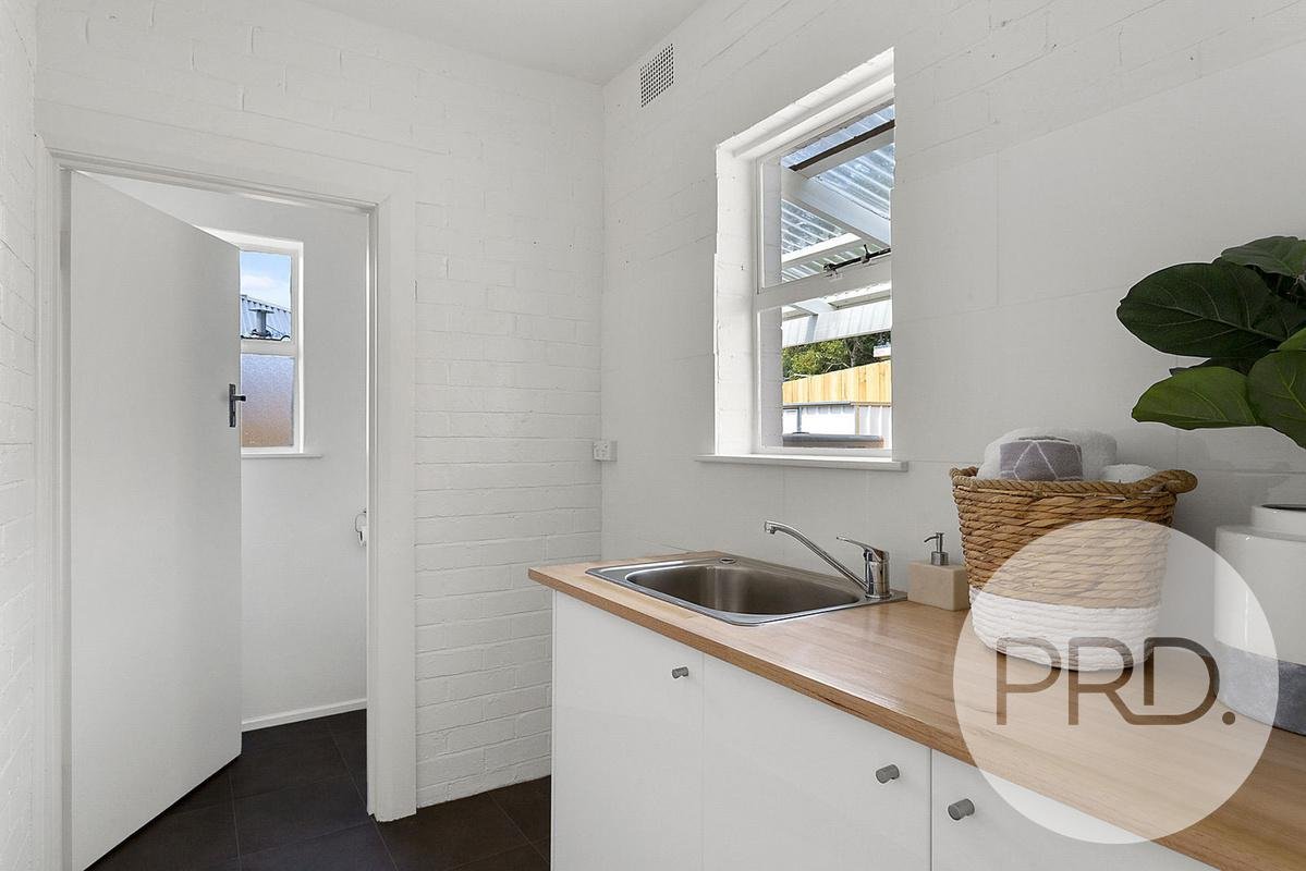 1/8 Lewan Avenue KINGSTON 16