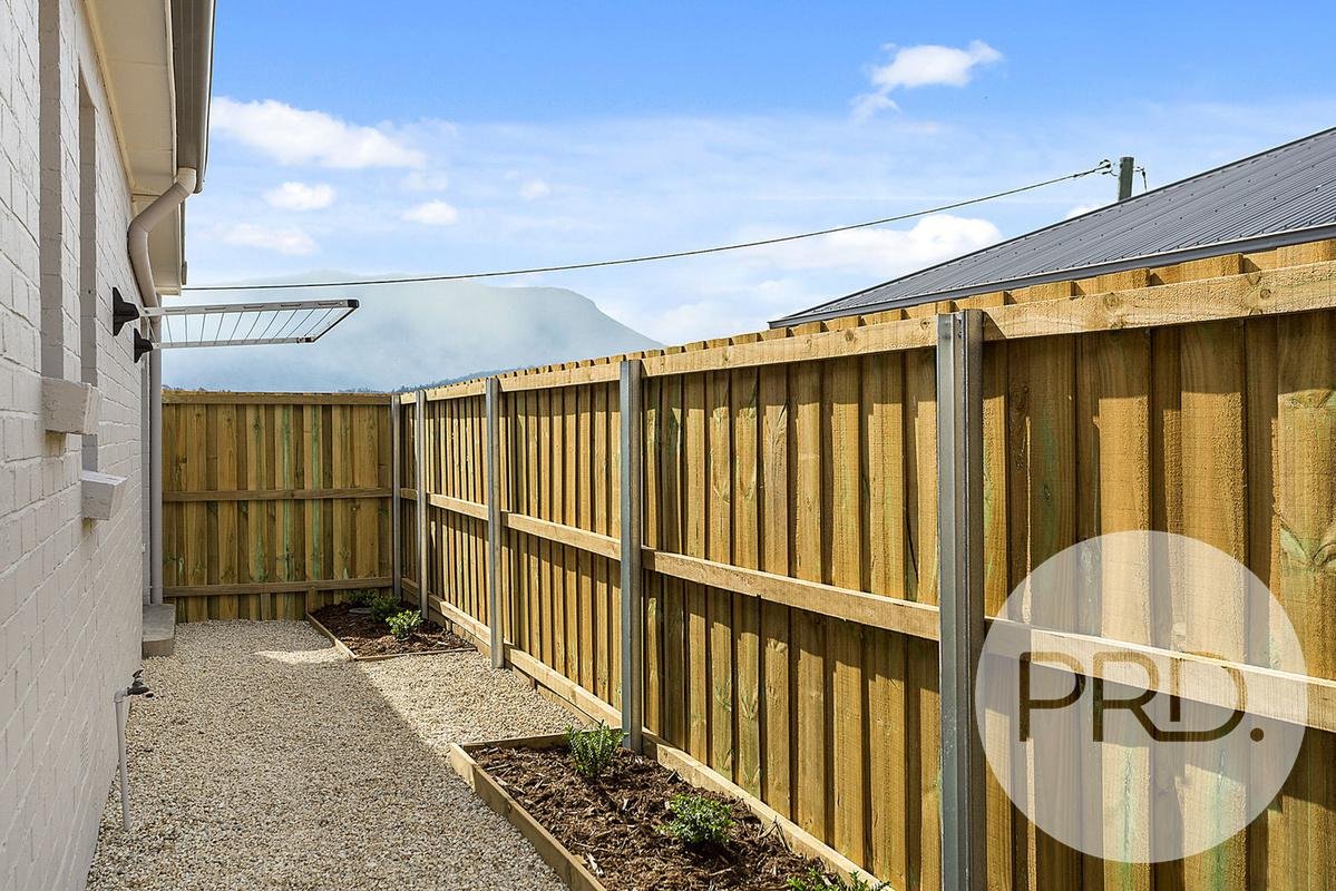 1/8 Lewan Avenue KINGSTON 19