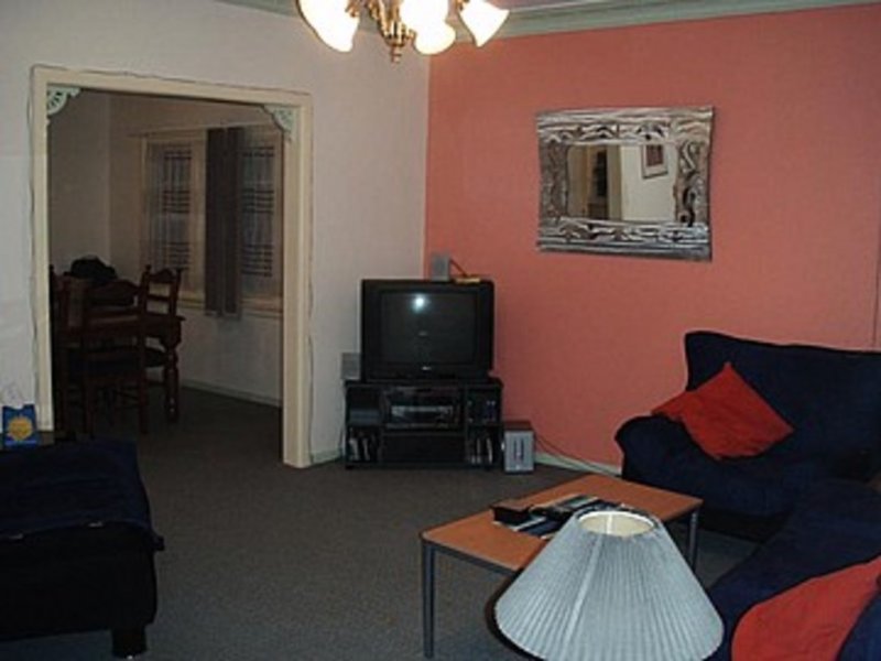 Gallery: 18 Lindenow Street
